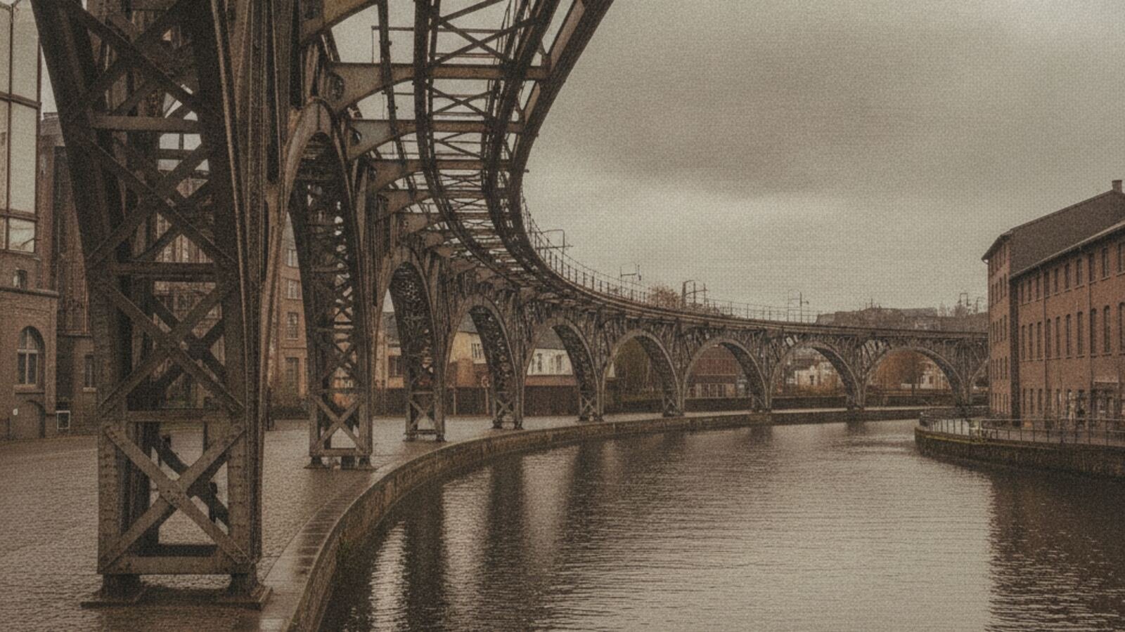 Wuppertaler Schwebebahn über der Wupper